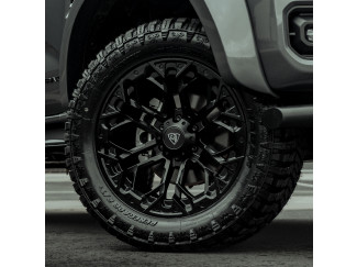 20 x 9.5 Predator Iconic Alloy Wheel and Tyre Package - Tyre Options